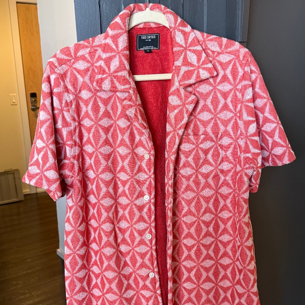 Todd Snyder Printed Terry Geoprint Button Down in Spicy Tomato–Never Been Worn!